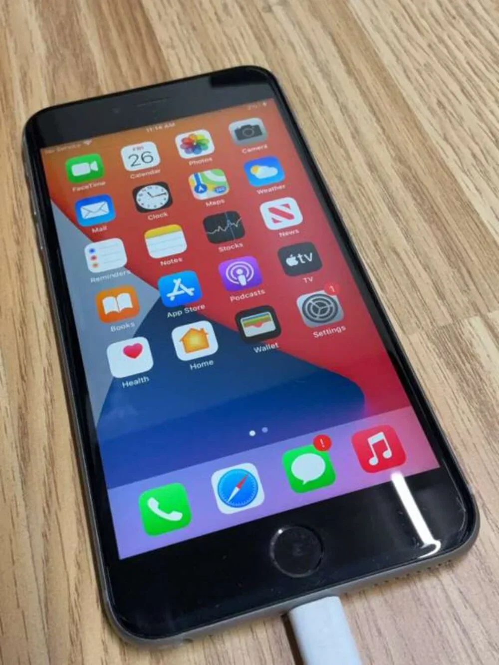 Apple iPhone 6s Plus 16GB Space Gray AT&T Smartphone Touch ID iOS 14.8.1